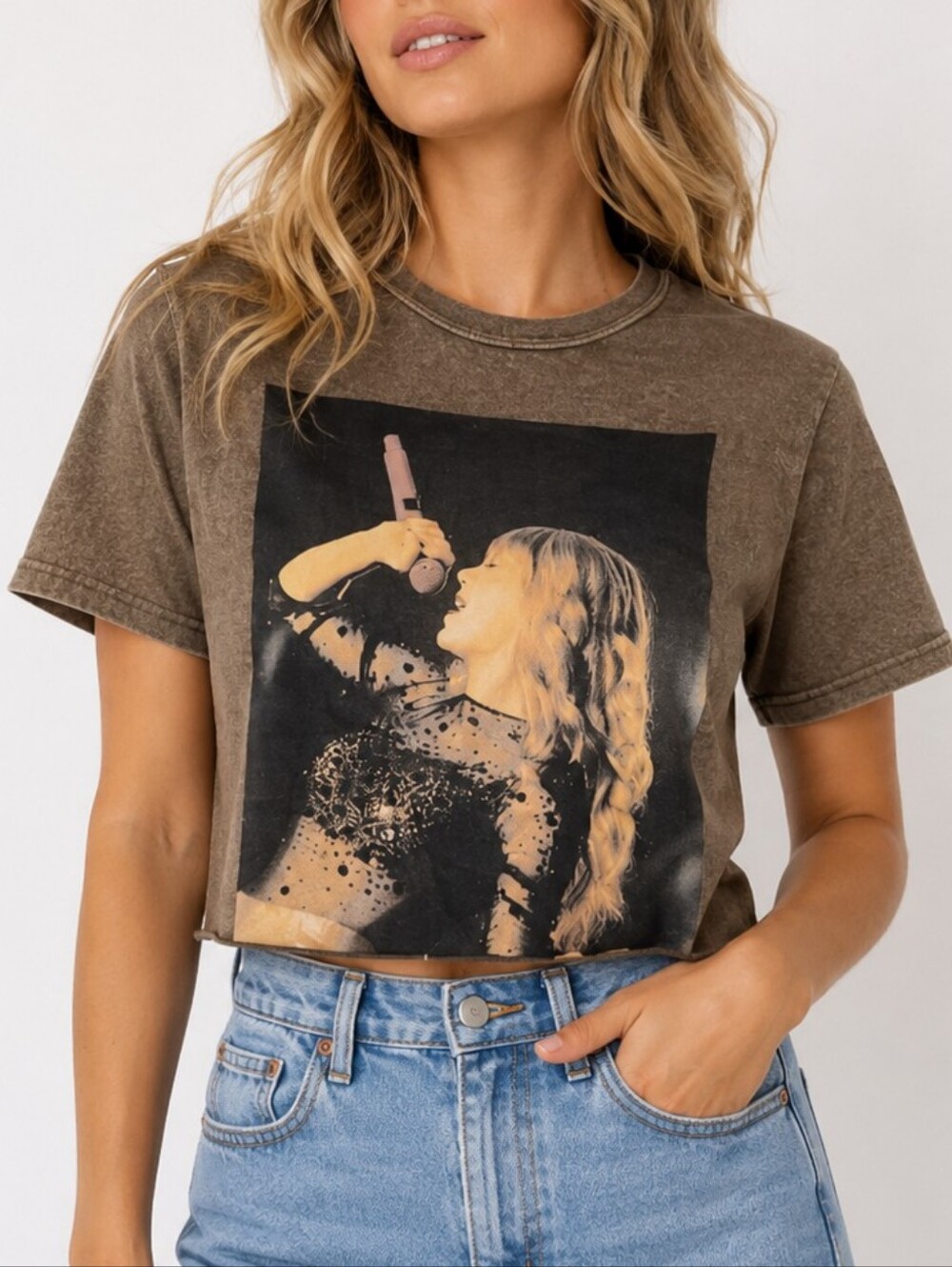 Taylor Swift Eras Tour Graphic Concert T-Shirt Brown Size Small 100% Cotton